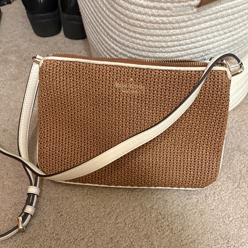 Kate Spade Tan and White Straw Crossbody Bag